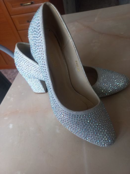 Продам.    туфли