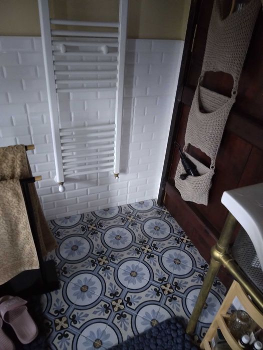 Интересни плочки за под и стена