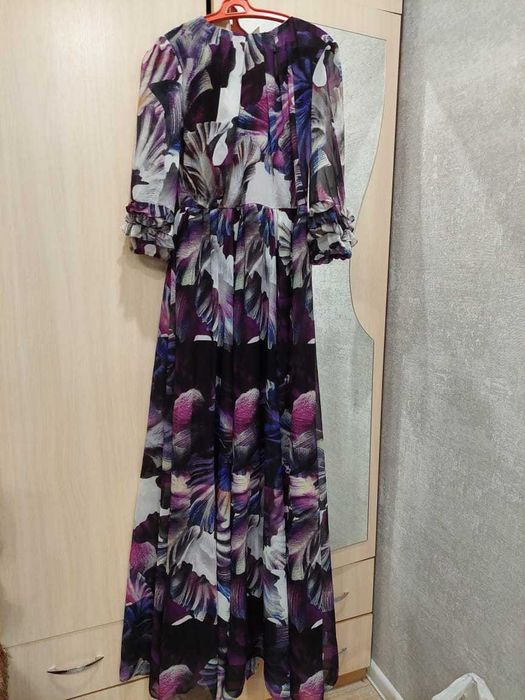 Продам красивое платье