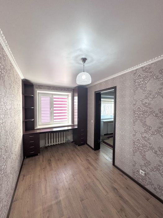 2 комнатная, Космонавтов 3