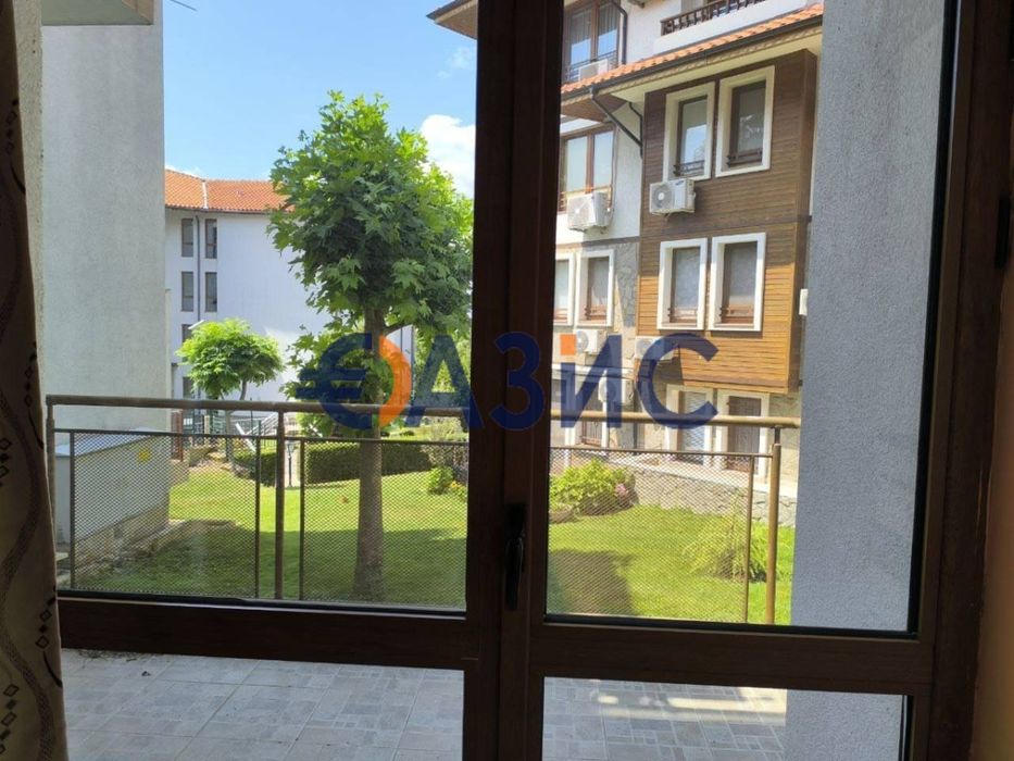 Продава се Тристаен апартамент в Свети Влас - 75 кв.м за 1407 €/кв.м - Снимка #8