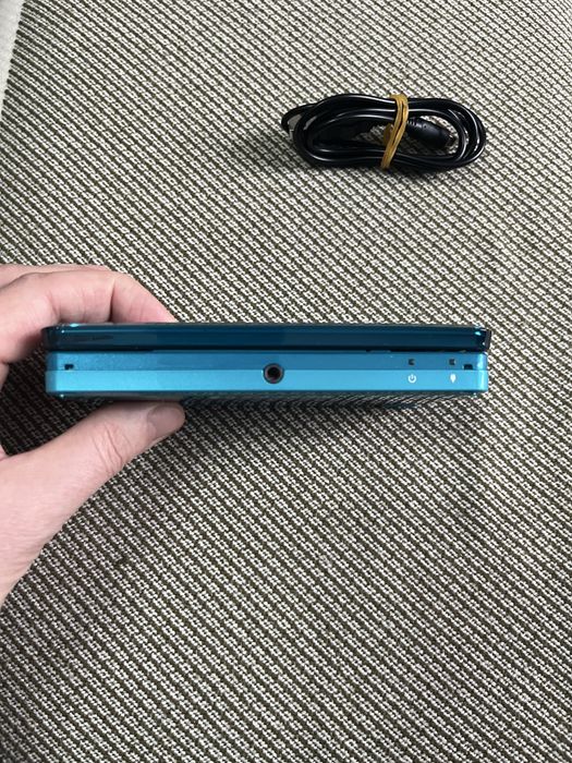 3DS modat cu card de 64 GB
