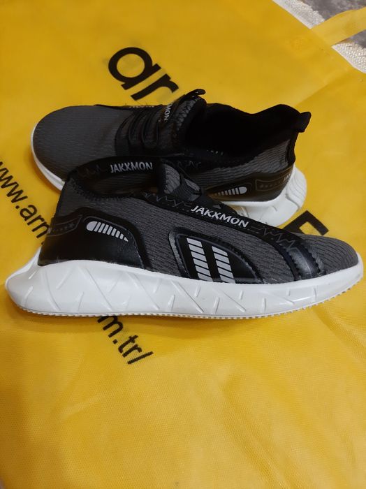 Кроссовки на мальчика 35 размер