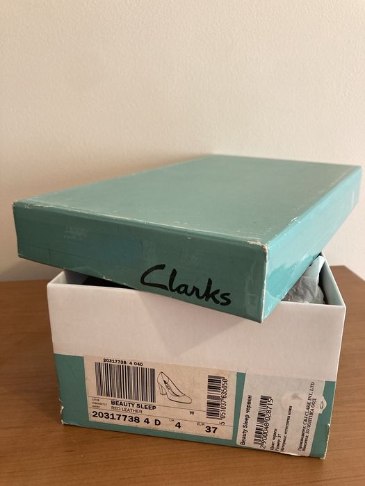 Дамски обувки Clarks
