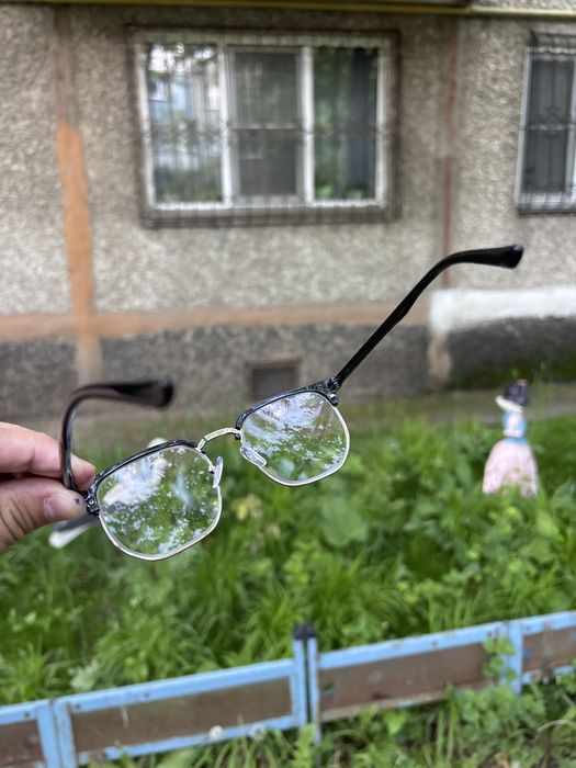 Очки новые -1,75