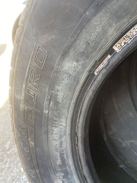 Продоётся шина размером 195 R14/C