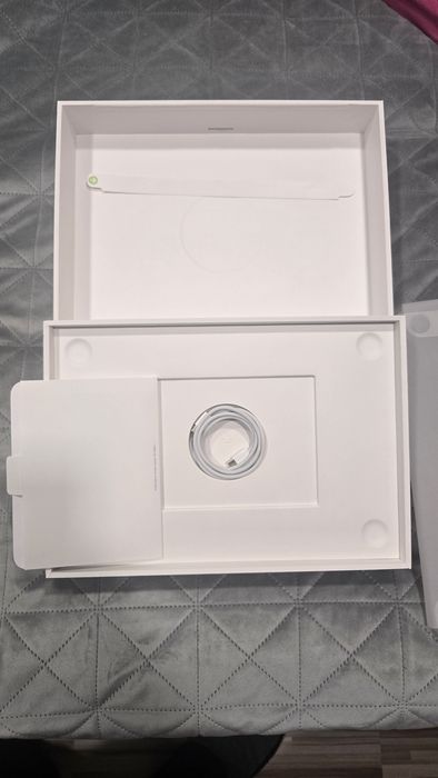 Apple MacBook Neo 512 GB, неразличим от нов