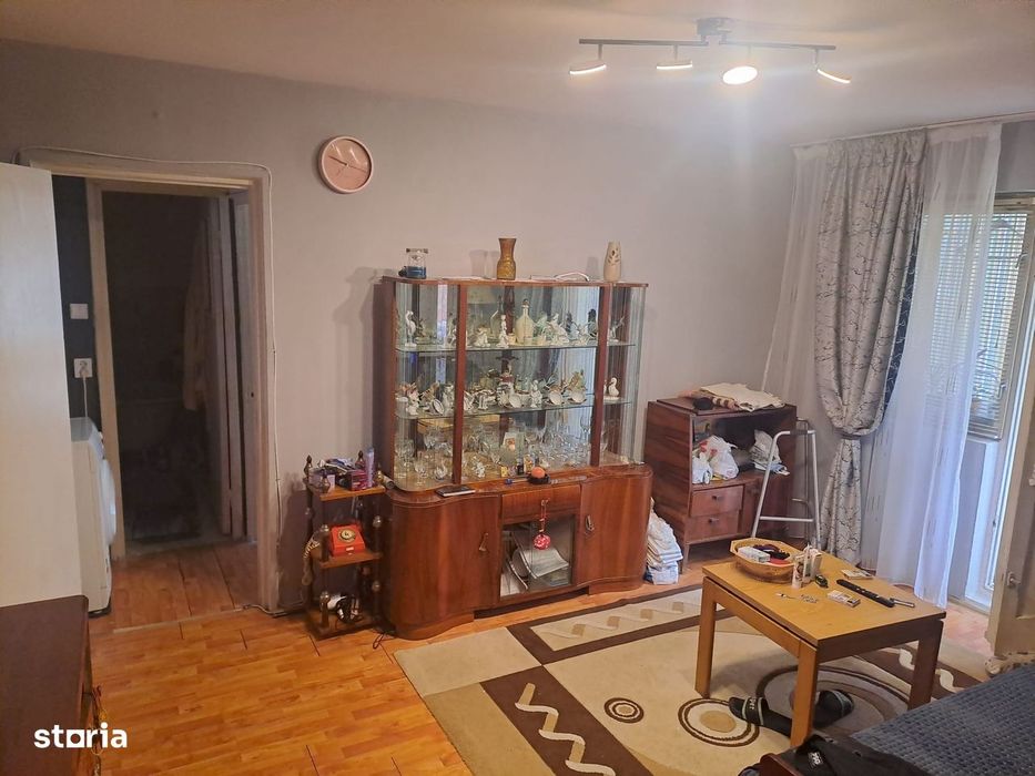 Apartament 2vamere Craiovita,et 2/4