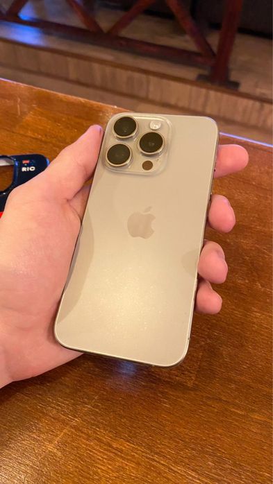 IPhone 15 pro 256 gb 86