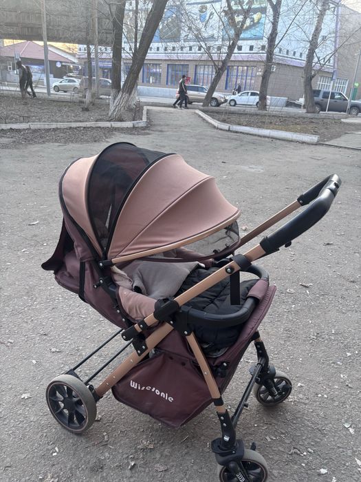 Коляска прогулочная