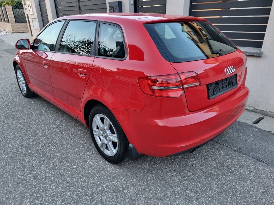 AUDI A3 Sportback 2010 — imagine 3