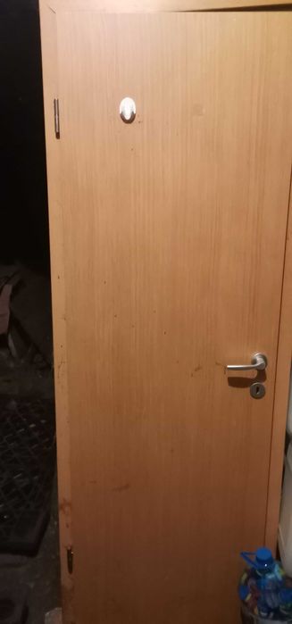 Интериорна врата