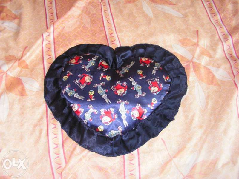 Продавам детска декоративна възглавничка