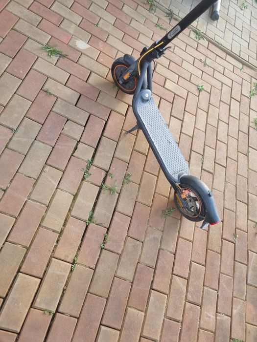 Vand ninebot f2.