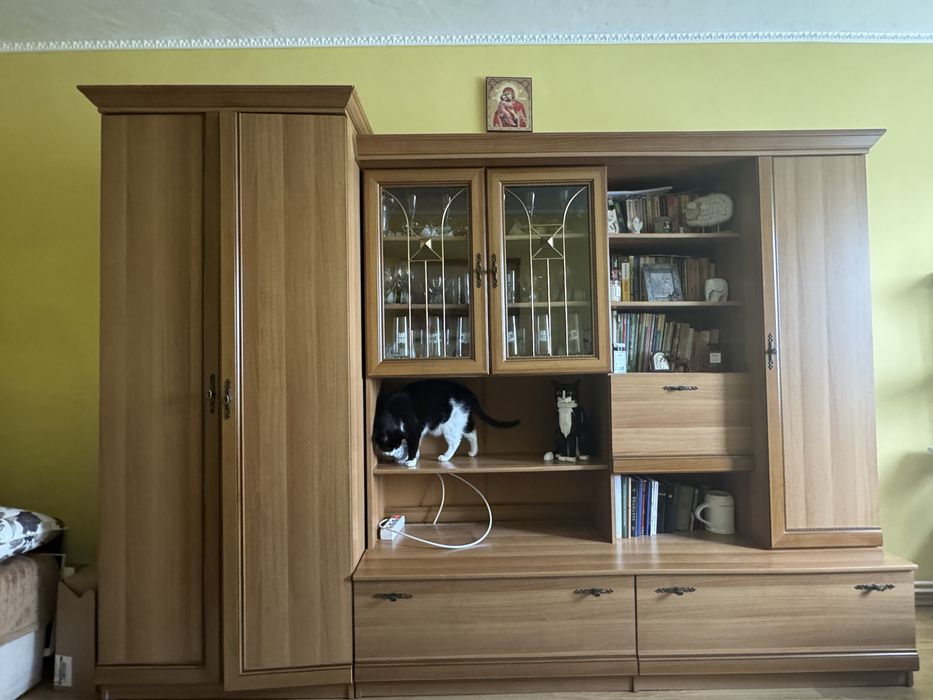 Vand mobilier folosit