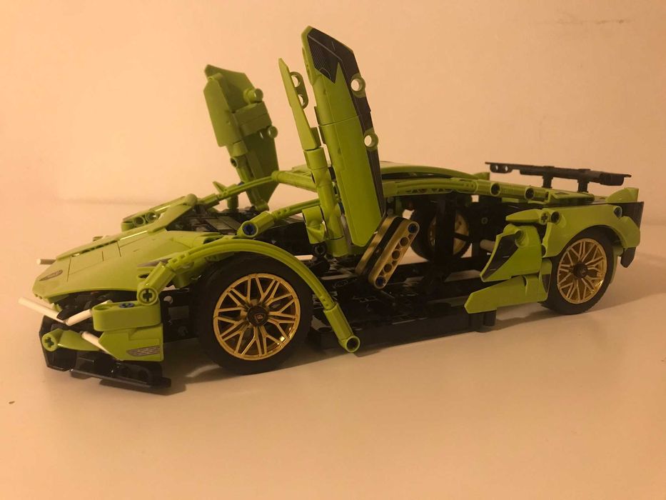 Kонструктор Lamborghini тип LEGO Technic