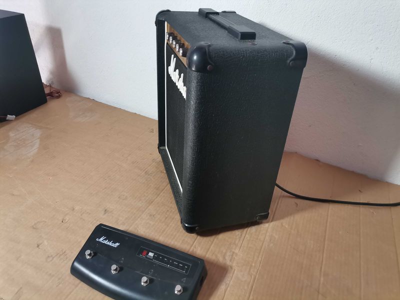 Кубе - Marshall keyboard 12