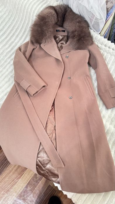 Куртки,шуба,безрукавка,пальто