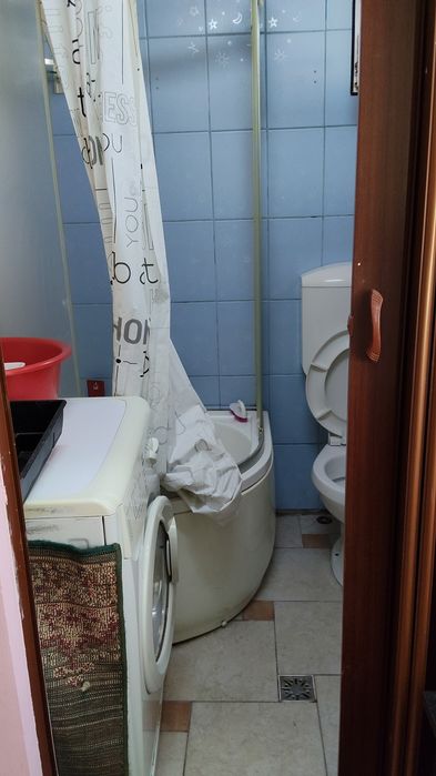 Garsonier de inchiriat,cf 3,capat Pantelimon,1100lei ,garantie 1300