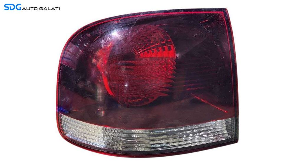Tripla Stop Lampa Stanga de pe Aripa Caroserie Volkswagen Touareg 7L 2003 - 2007 Cod 28259002 [L7959]