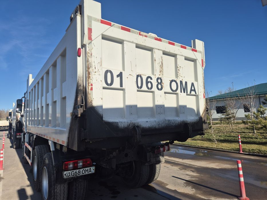 Самосвал 2024 г продаётся. Дизель пробег 49000км.