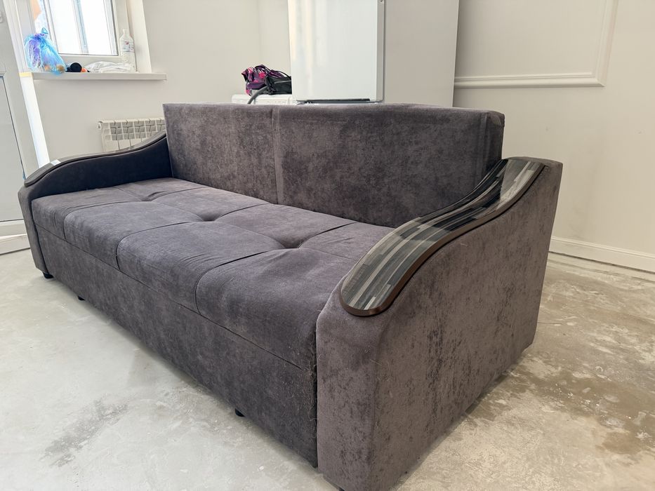 Продам диван БУ