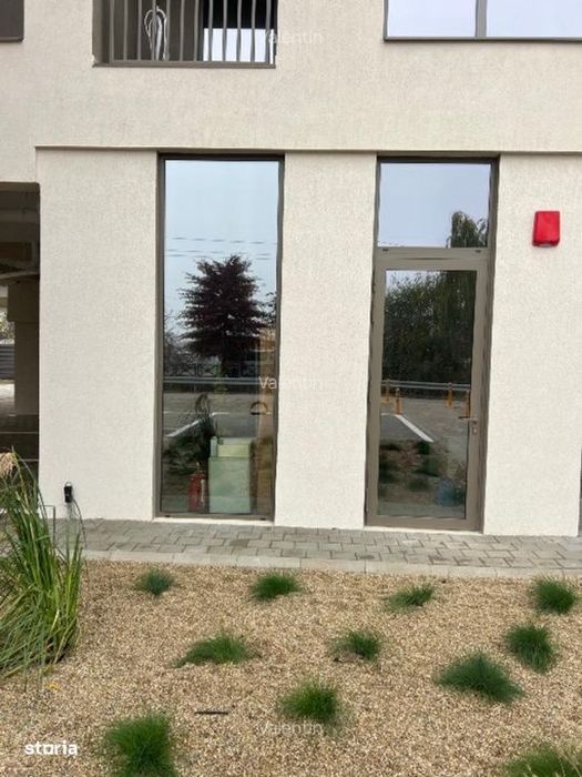 Spatiu comercial de inchiriat | Otopeni | Parter | Semifinisat | 90m2