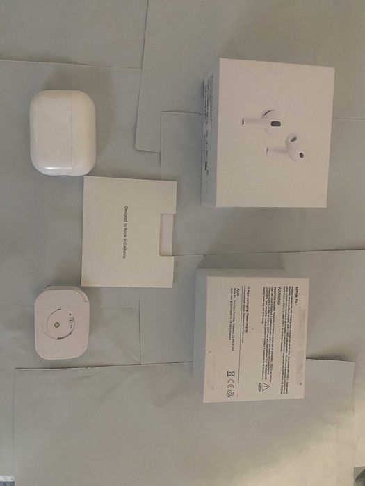 AirPods Pro (Gen 3) NOI, sigilate – desfăcute doar pentru poze