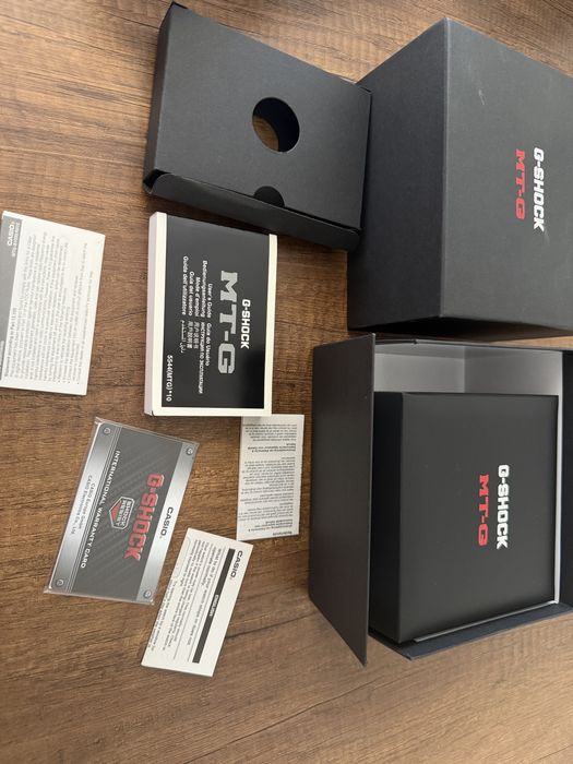 Casio G-SHOCK MT-G MTG-B1000B-1A – Tough Solar, Bluetooth, Sapphire, Full Set