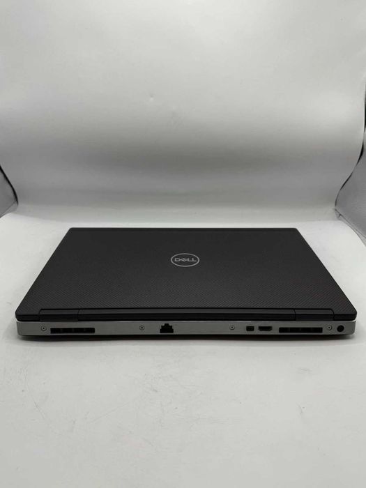 DELL/Core i7-8850H / ssd m.2 128gb/ 16gb/ P2000 ( 4gb )