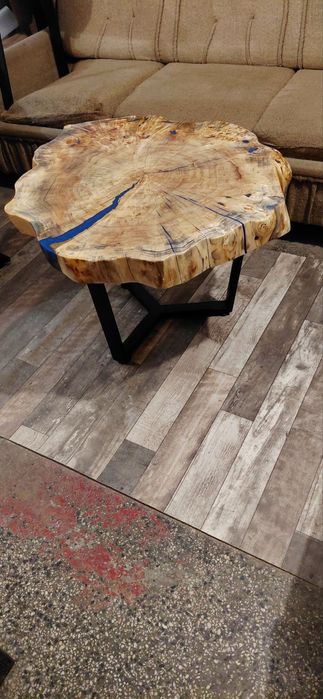 Холна маса от туморна топола