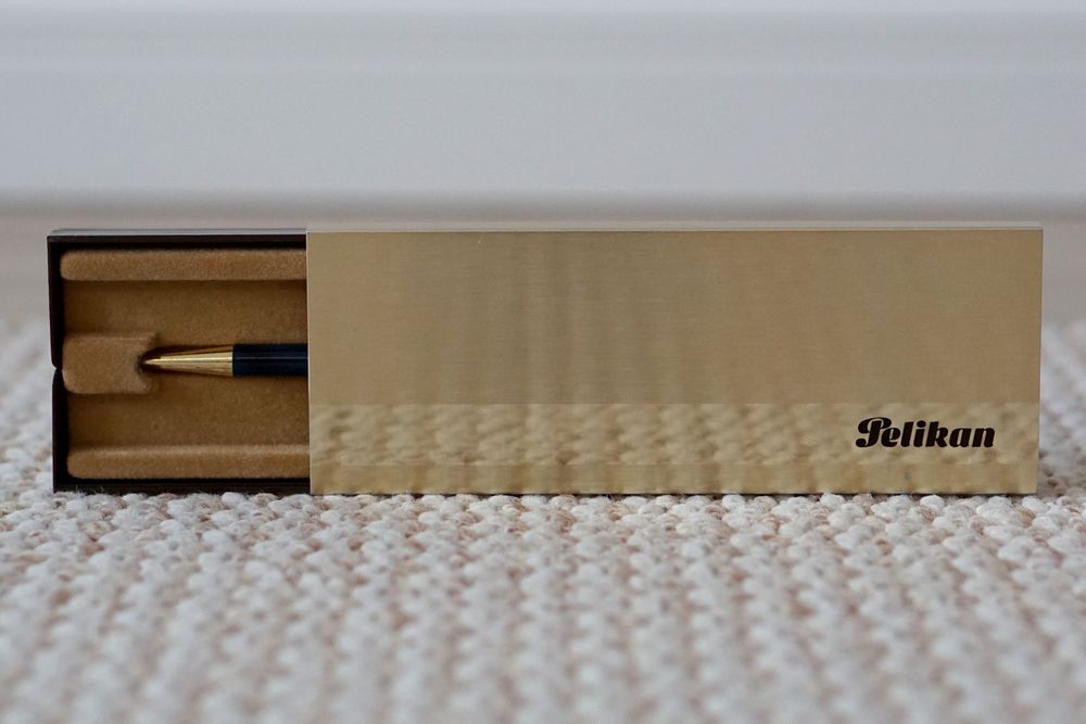 Pix elegant Pelikan in cutia originala