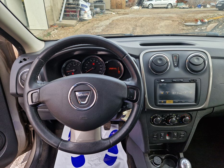 Dacia Logan Mcv  / 0.9 tce / 2014/ Navi/ Nr Rosi 90 zile / Rata 450 lei - Avans 0