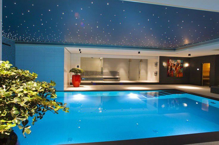 Натяжные потолки.