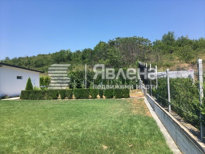 Продава се Къща в с. Генерал Кантарджиево, Област Варна - 77 кв.м за 1559 €/кв.м - Снимка #2