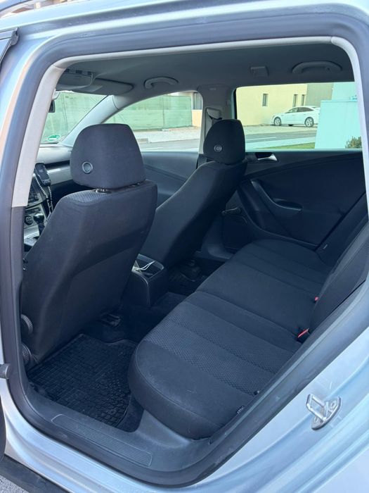 VW Passat B6 2009 2.0 TDI