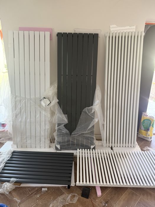 Vand diferite tipuri de calorifere pentru bai