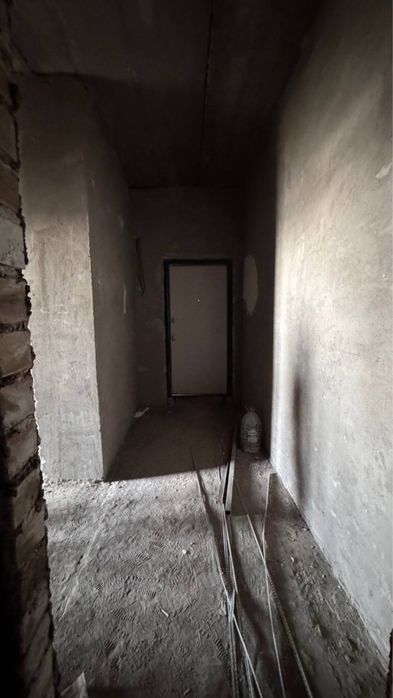 Raysentrda Uy sotiladi srochna