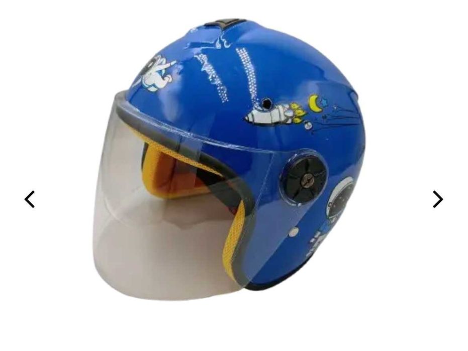 Ново! Детска скутерска каска Ново!