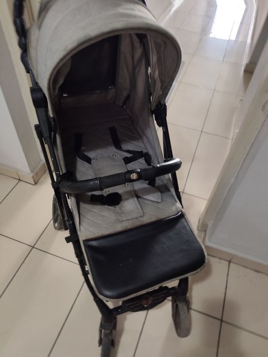 Продам детскую коляску
