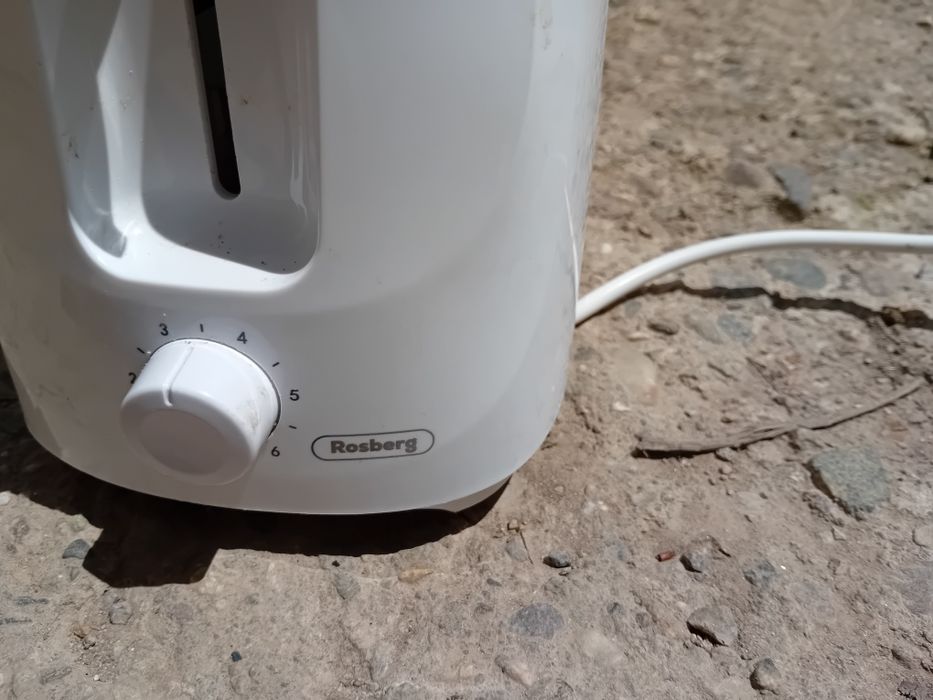 Тостер за две филии