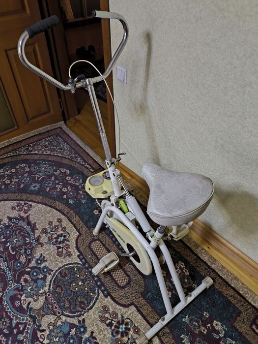 Продается велотренажёр