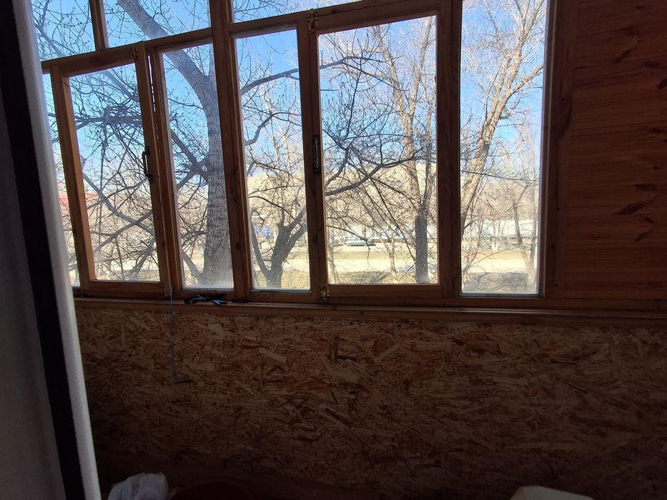 Балкон деревянный