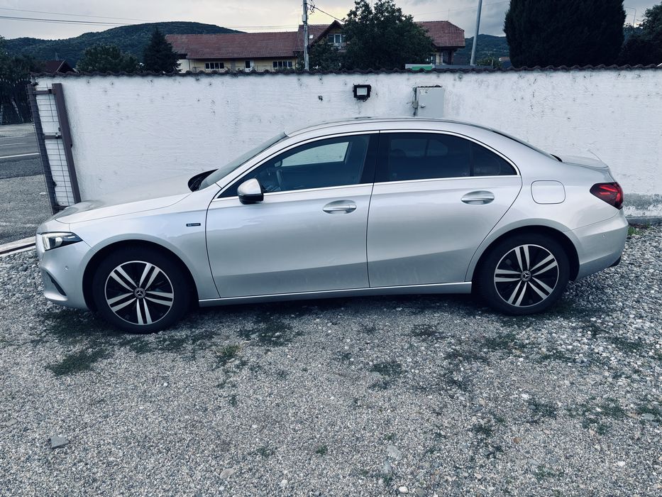 Vand Mercedes A250 E,hybrid,automat