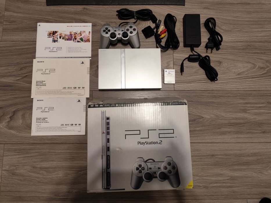 Playstation 2 slim silver+Cutie+manuale