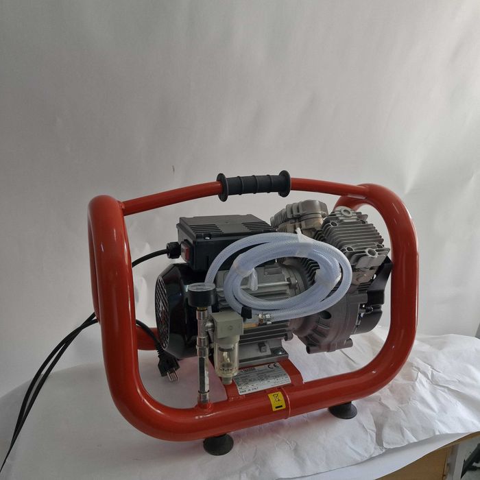 Liquid Money vinde - Pompa vid profesionala NARDI EXTREME 3T,NOU