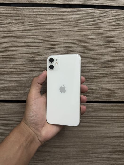 Айфон 11 с коробкой