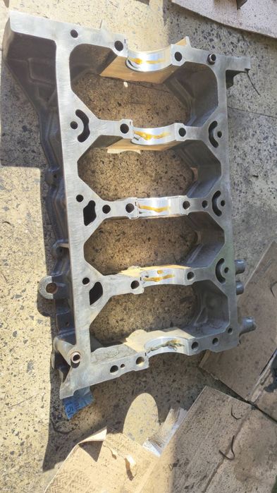 Hundai santafe 2.2 дизел двигател