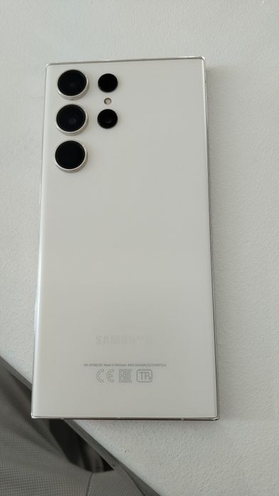 Продам Samsung S23 ultra 512gb