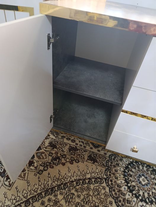 Mebel holati yangidek